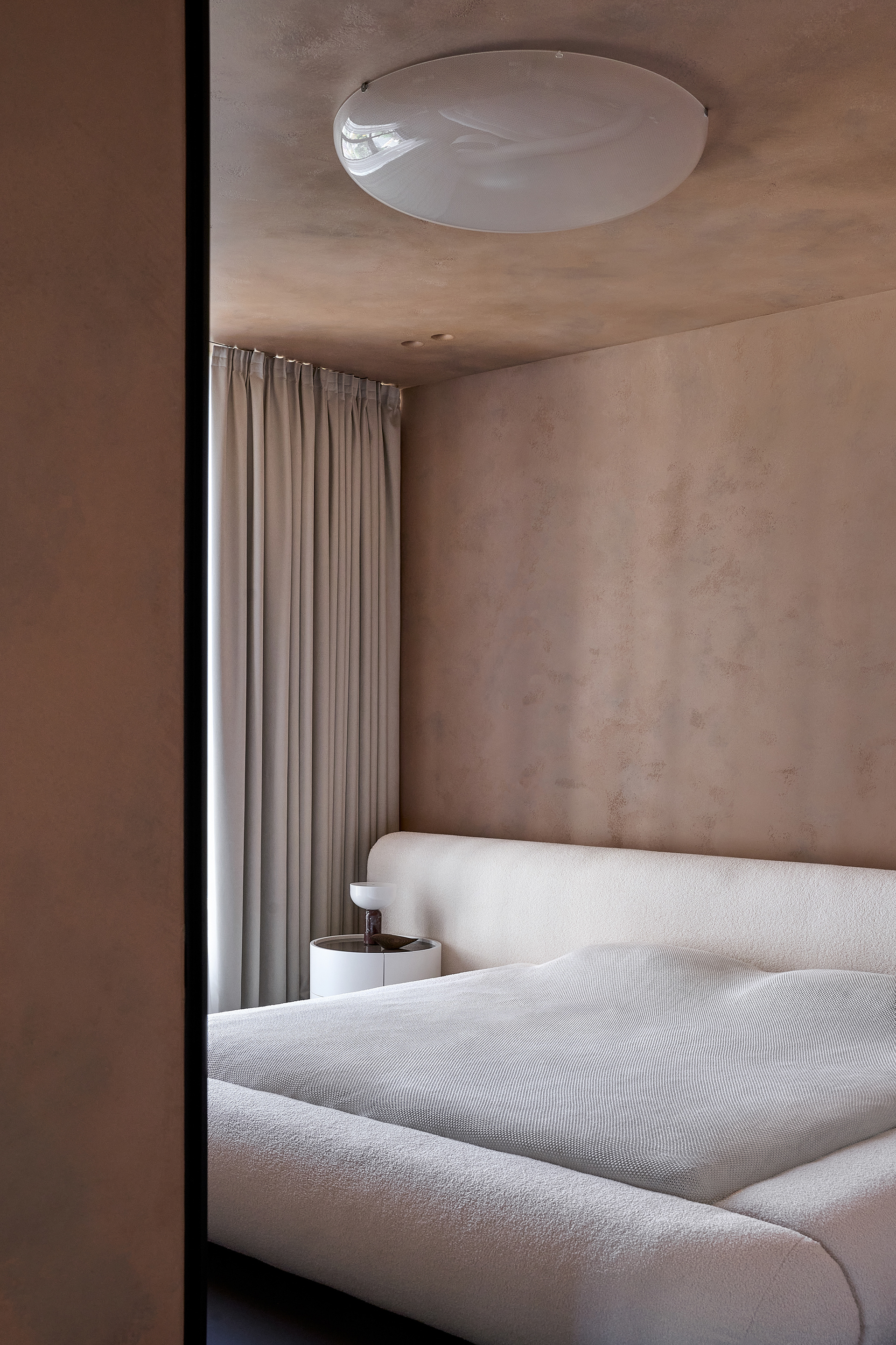 阿克罗波利斯1 2

注：Akropol常见音译为阿克罗波利斯，但由于不清楚这里 Akropol 1 2 的具体语境，仅按常见音译处理 丨乌克兰敖德萨-31