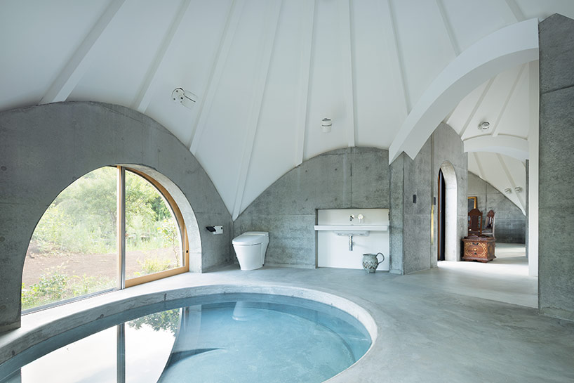 Inspiring Designs Highlighted By Sunken Tubs-17