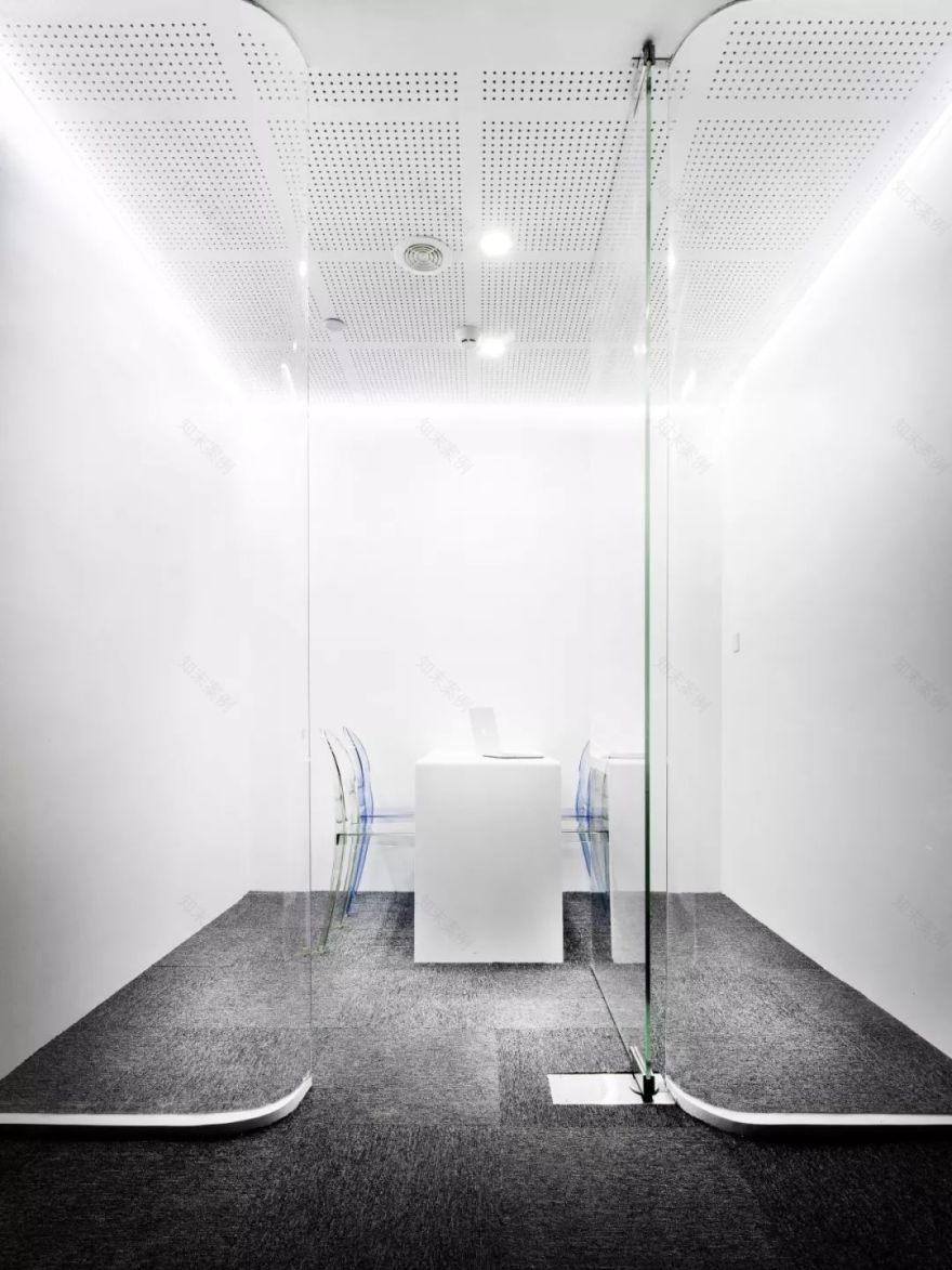 《白日梦》——现代科技风格的脑开发机构设计-25