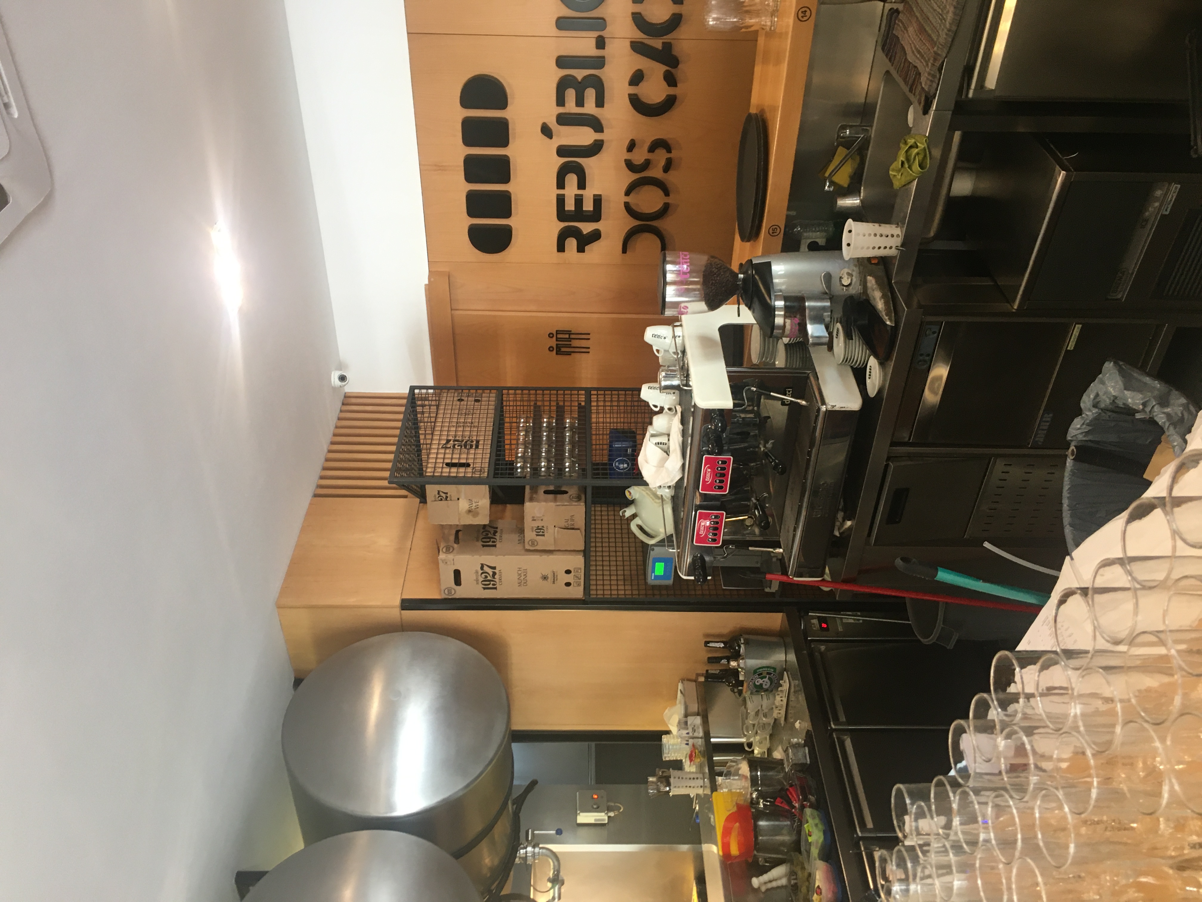 craft beer cabinet-2