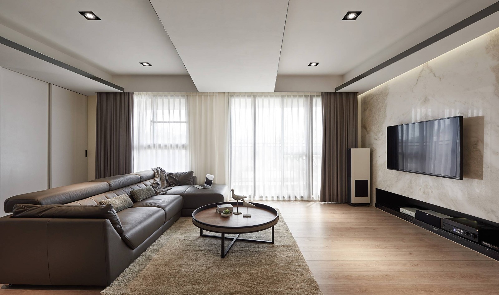 打通的不只是空间！一家 4 口的双拼198㎡日光亲子宅  大秝设计-7