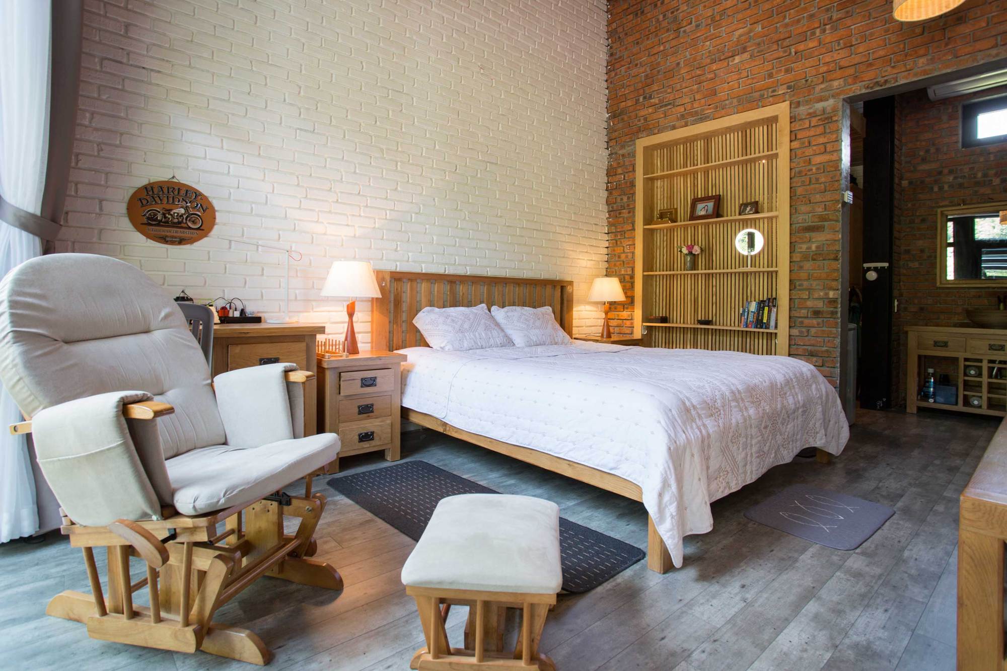 山间双户共享家园·Sơn Trà半岛自然美景中的简约别墅设计-17