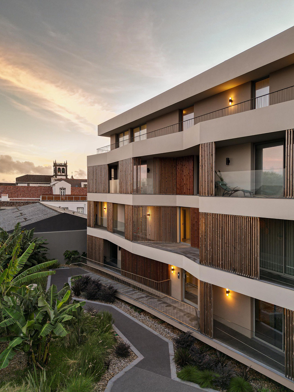 ERNESTO DO CANTO住宅区丨葡萄牙蓬塔德尔加达丨BOX arquitectos-197