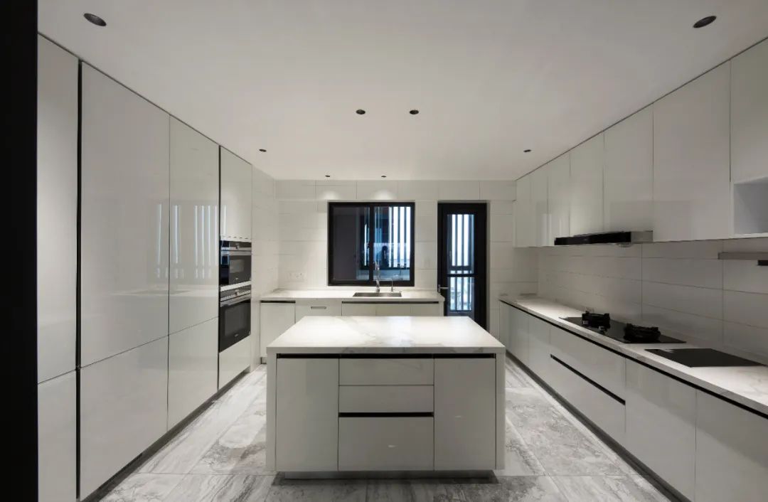 石狮卡飒明筑,直合设计展现线条艺术-33