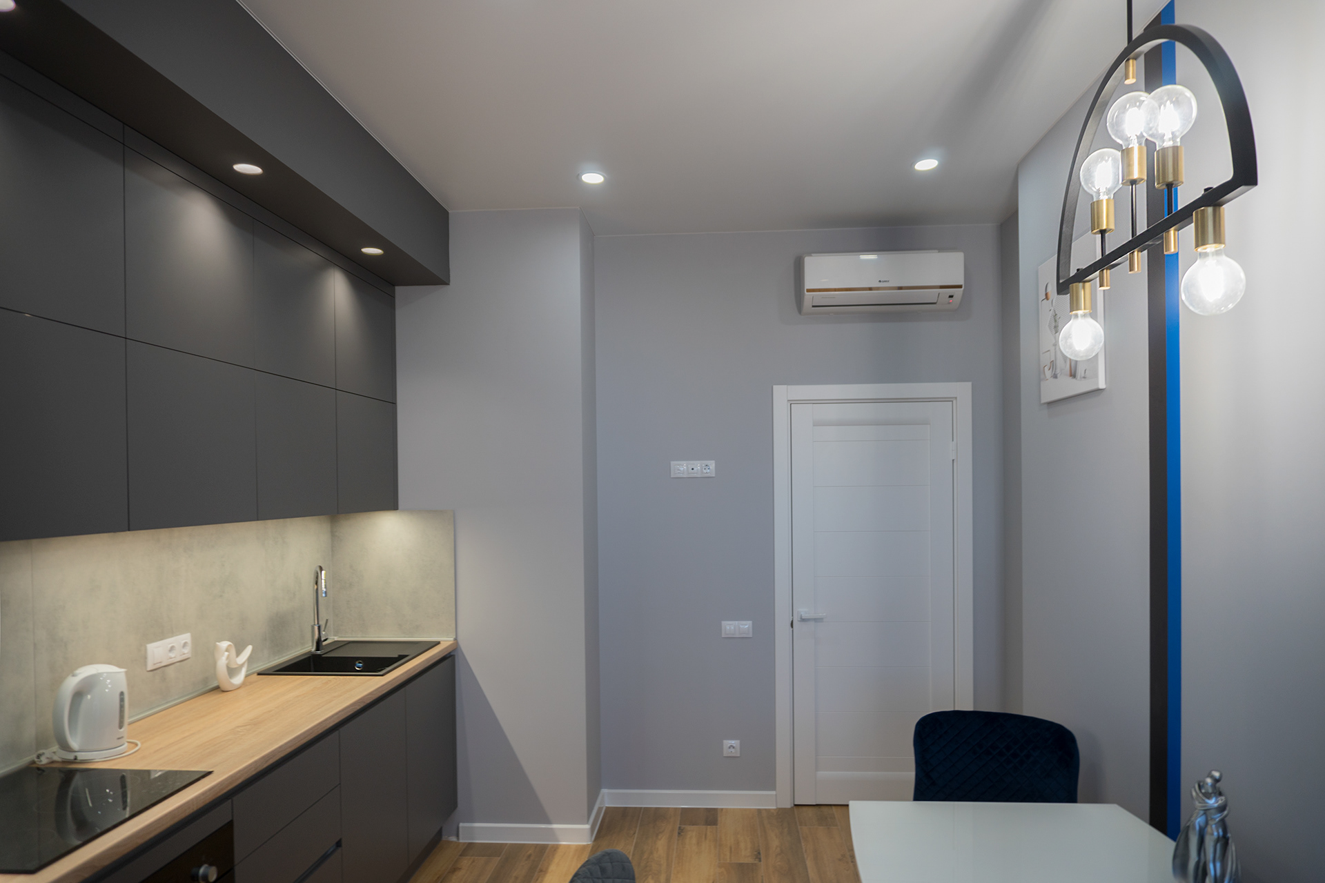 APARTMENT "FRENCH": 57 sq.m (Real)-10