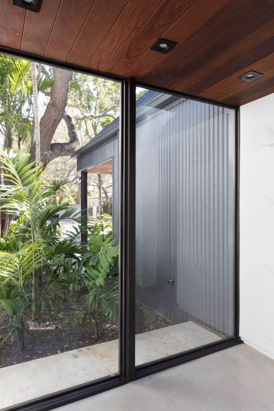 极简主义平房,单色风格脱颖而出-18