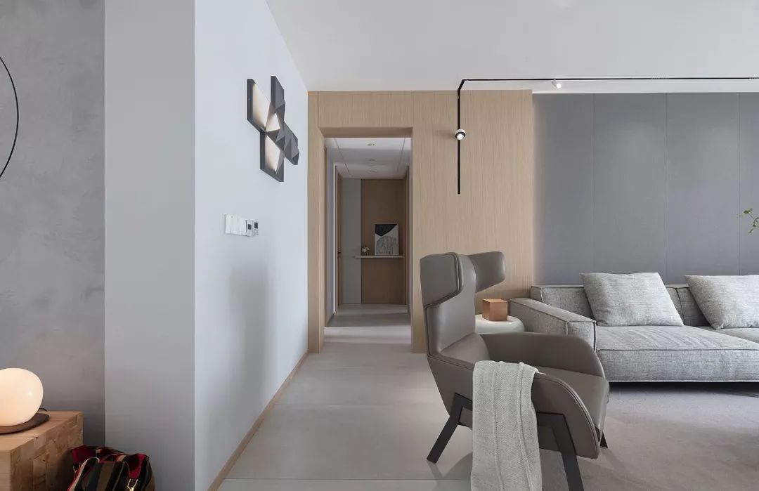 145㎡清新原木公寓,几何线条打造通透空间-31