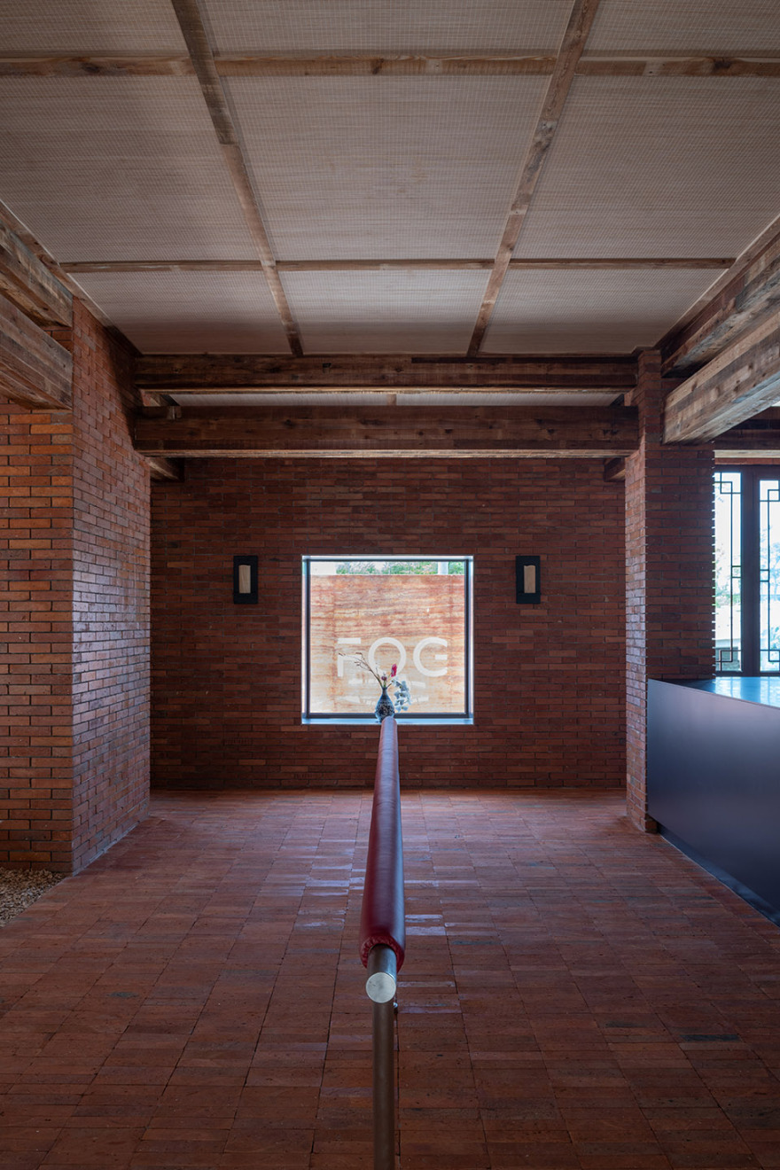 新镇江上海小笼概念店丨中国上海丨否格设计-15