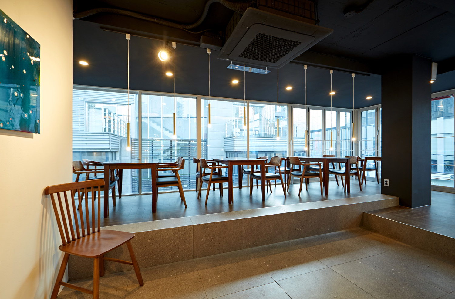 韩国设计师打造的清新韩式餐厅-6