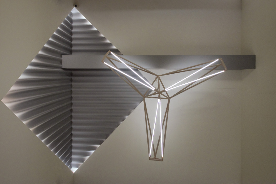 独特“盒子中的盒子”设计——Tetracube Office-13