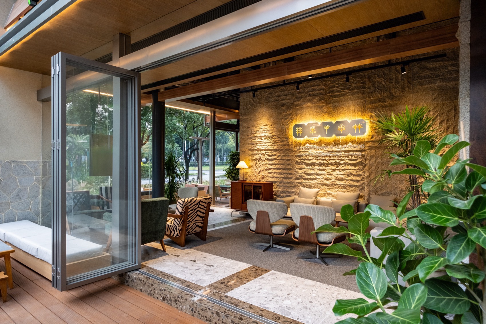 eueu咖啡店丨中国东莞丨SORA®-24