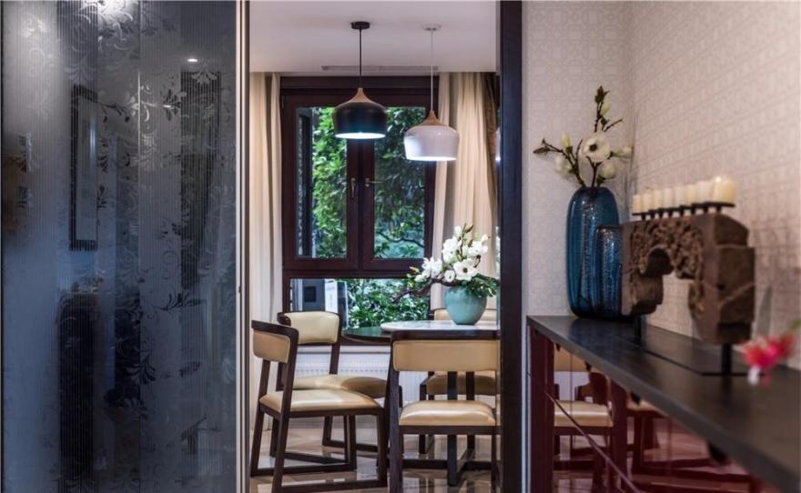 复古与现代共融的居家空间-4