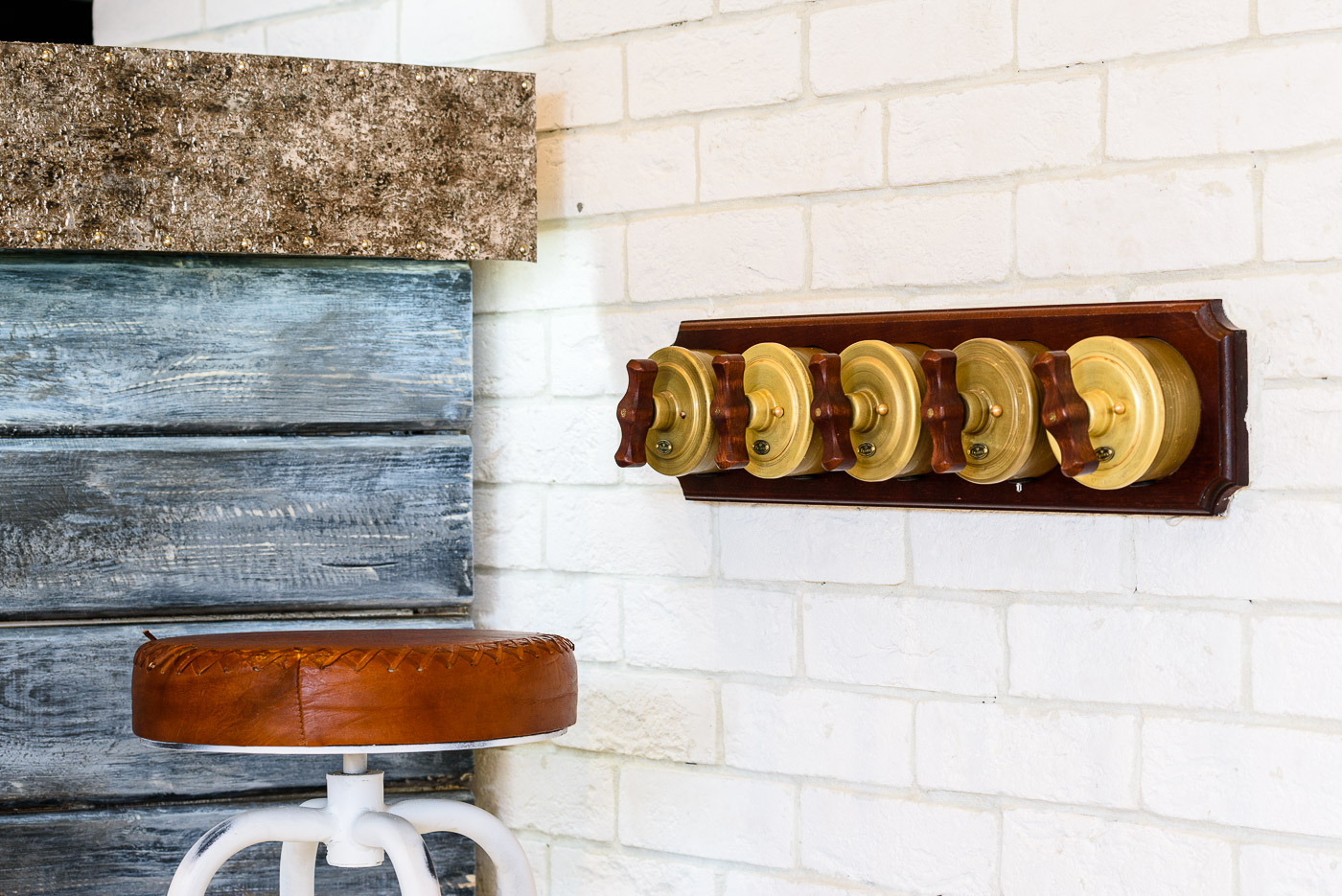 Serp & Molot Showroom | Donstroy-11