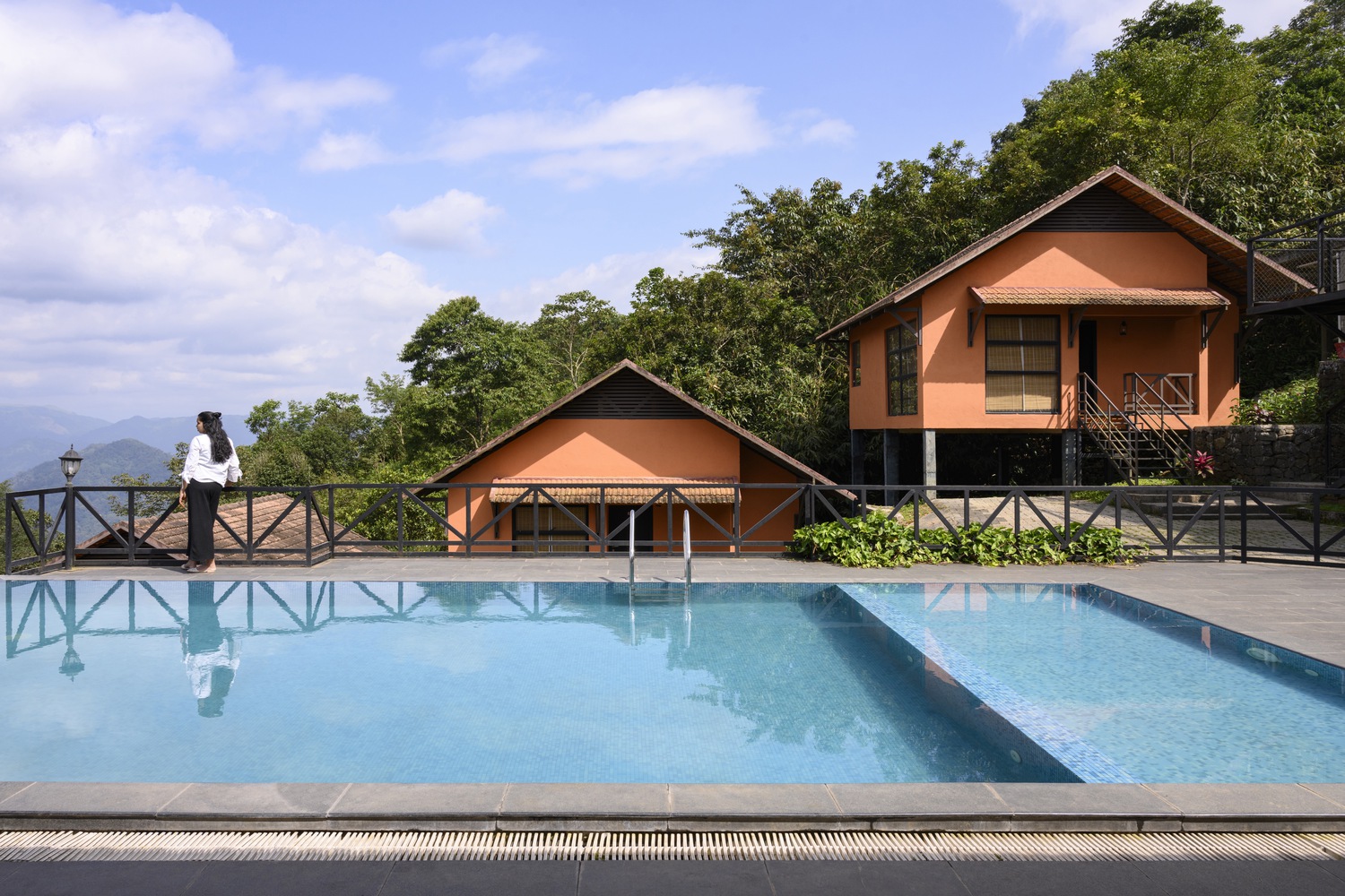 悬浮绿洲 · 印度 Idukki 山区豪华生态度假村丨Srijit Srinivas ARCHITECTS-31