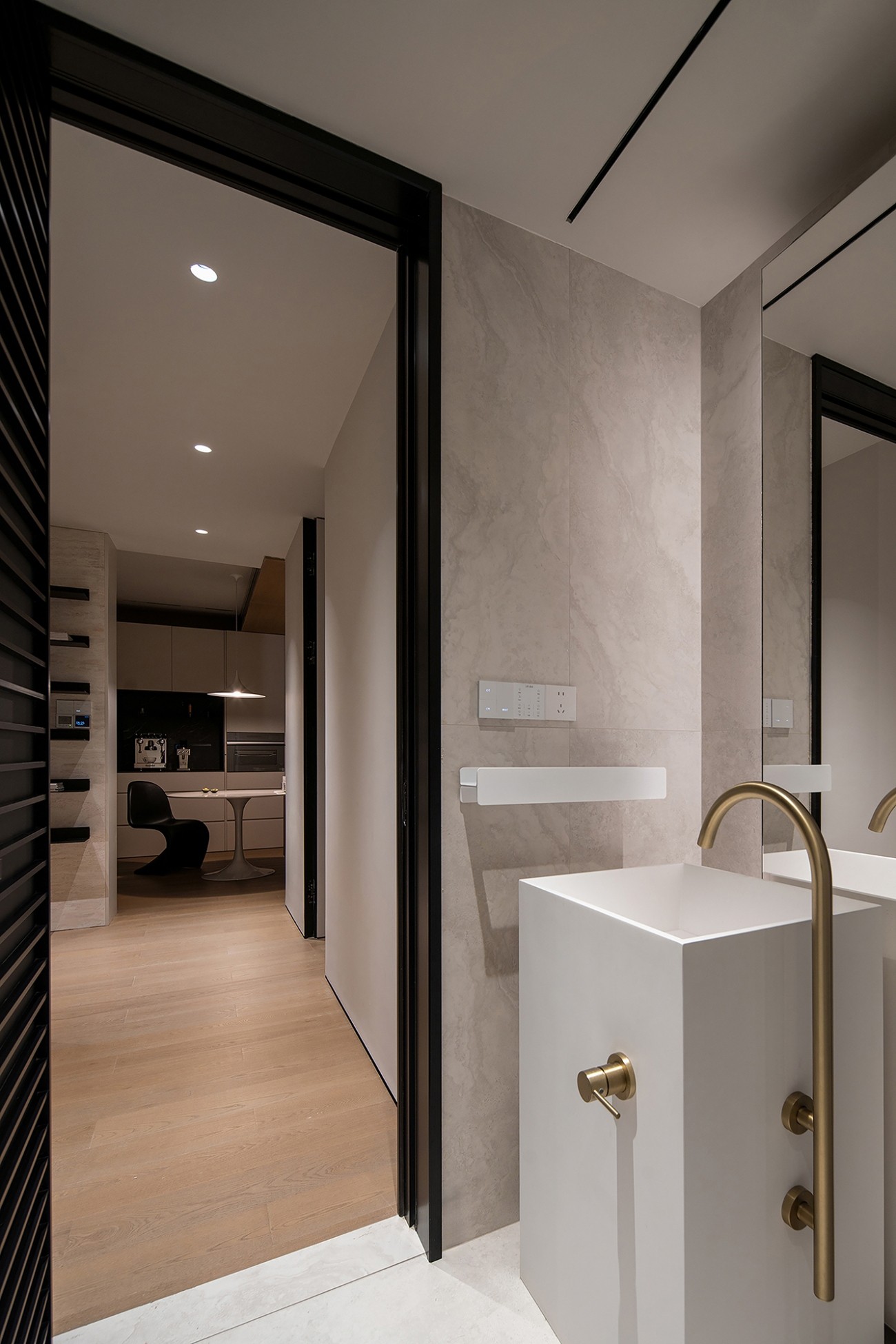 容与丨X32 studio-42