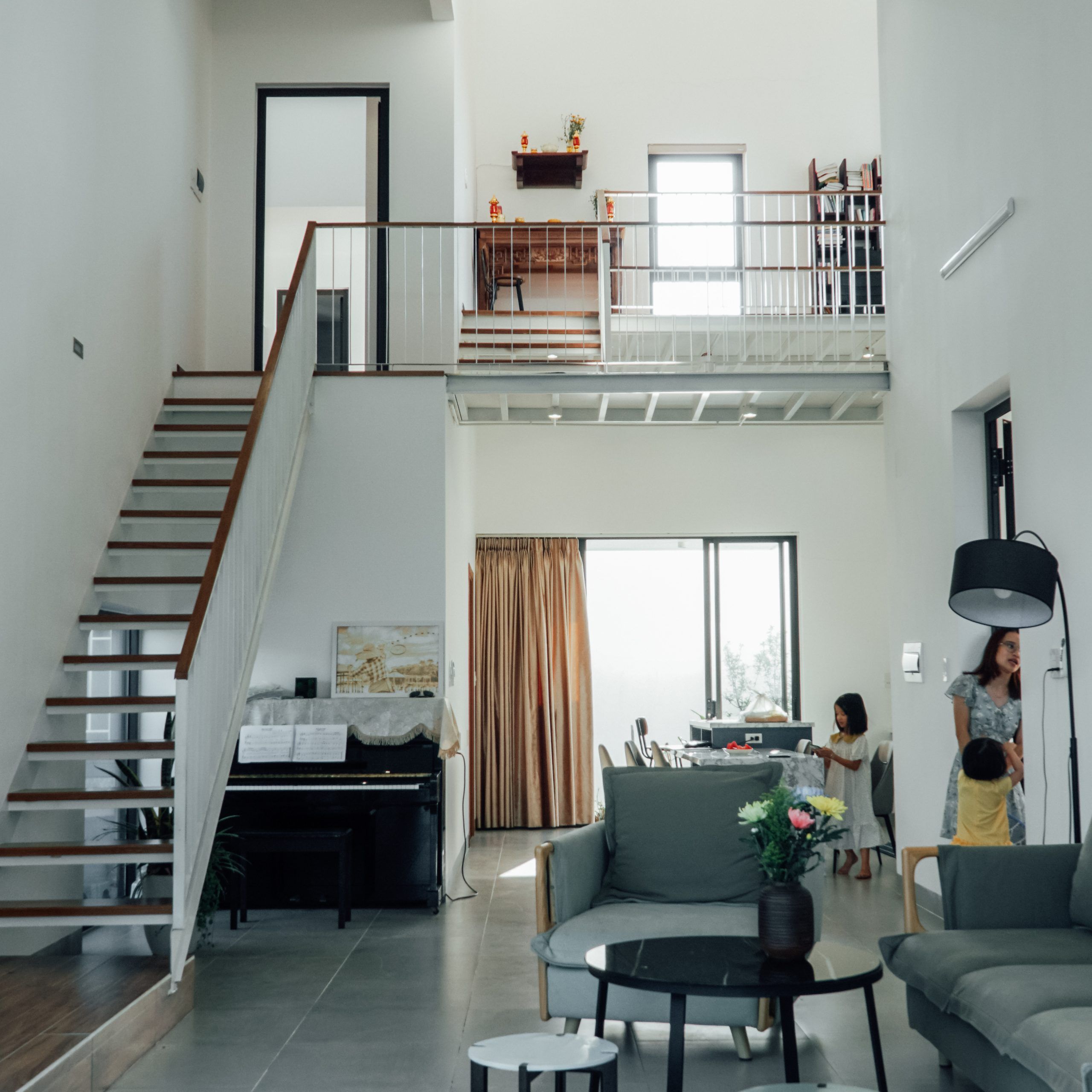 绿意盎然的四口之家-24