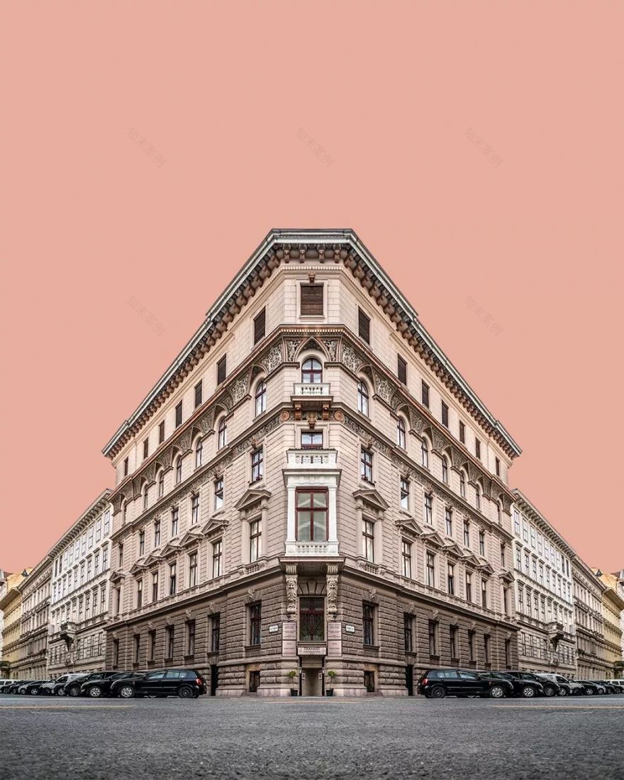 建筑设计中的对称美学-44