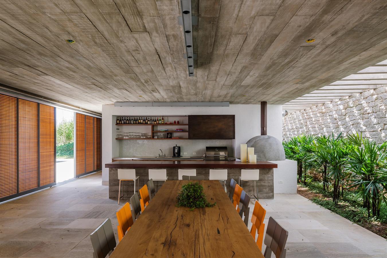 巴西 Bragança Paulista 斜坡住宅-17