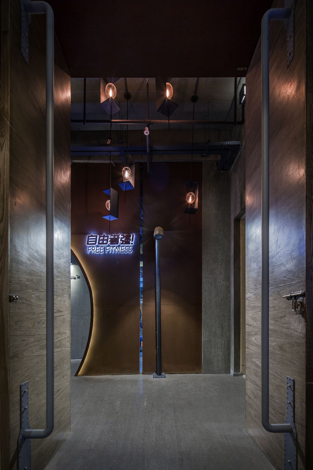 暗黑工业风健身馆丨中国南宁-7