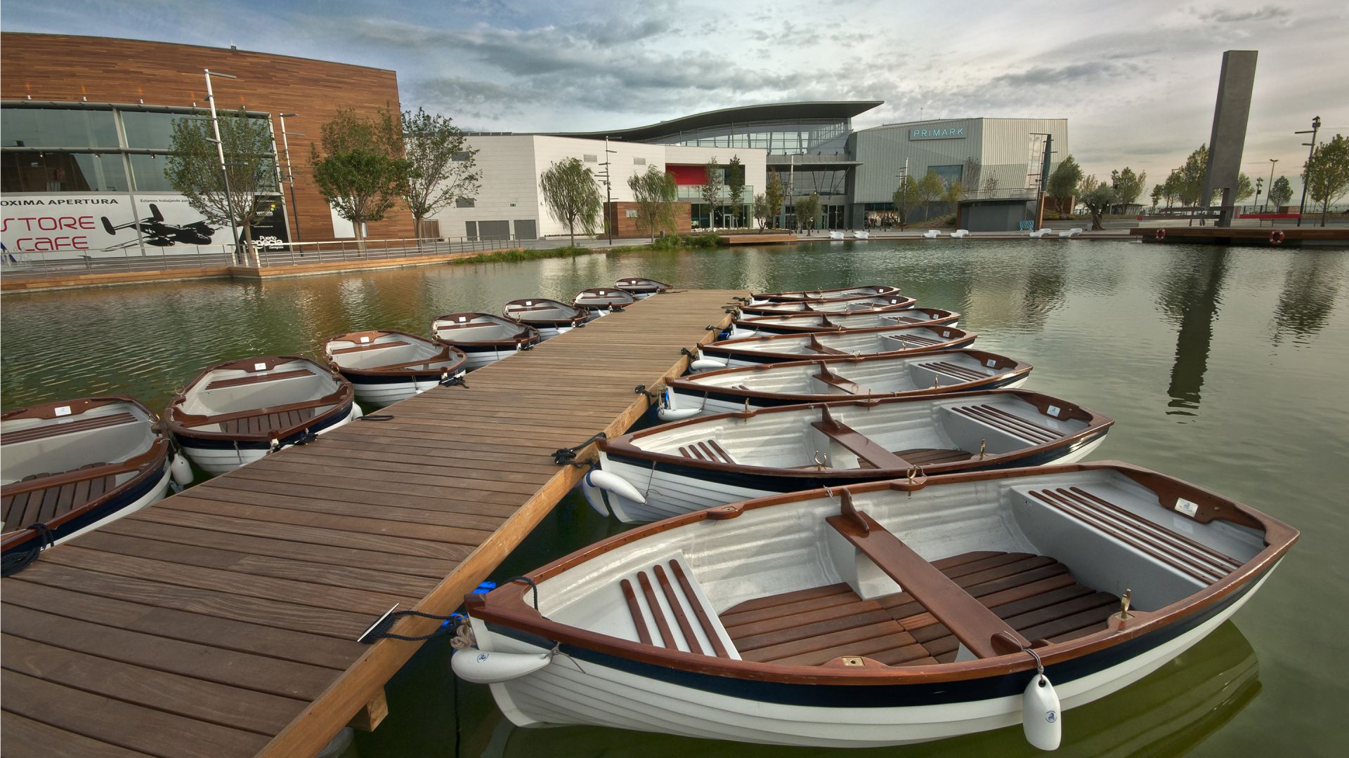 创新环保理念的购物中心设计-7