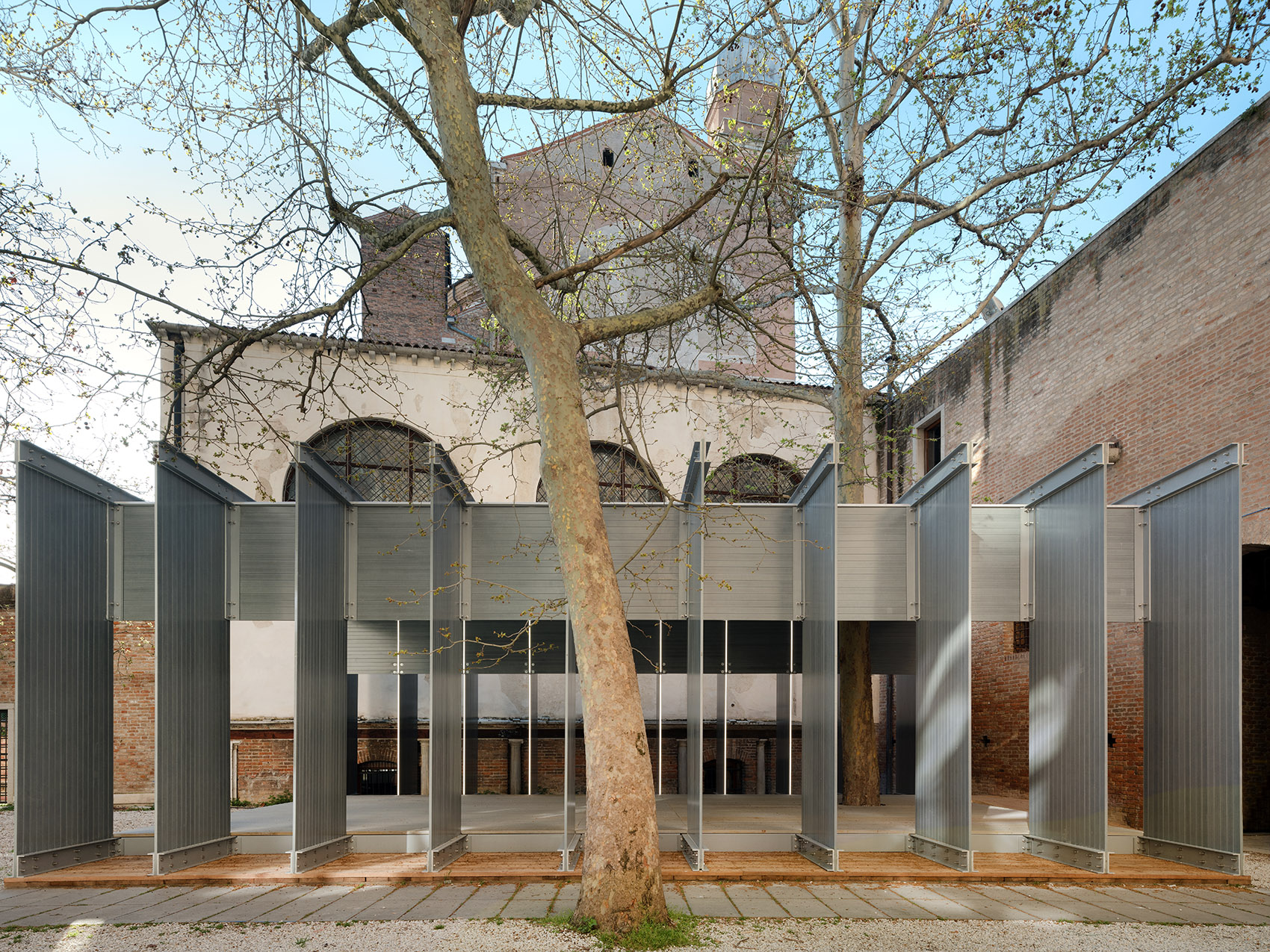 LightMotiv展亭，意大利威尼斯 / Davide Del Sante 和 Damiano Mazzocchini -7