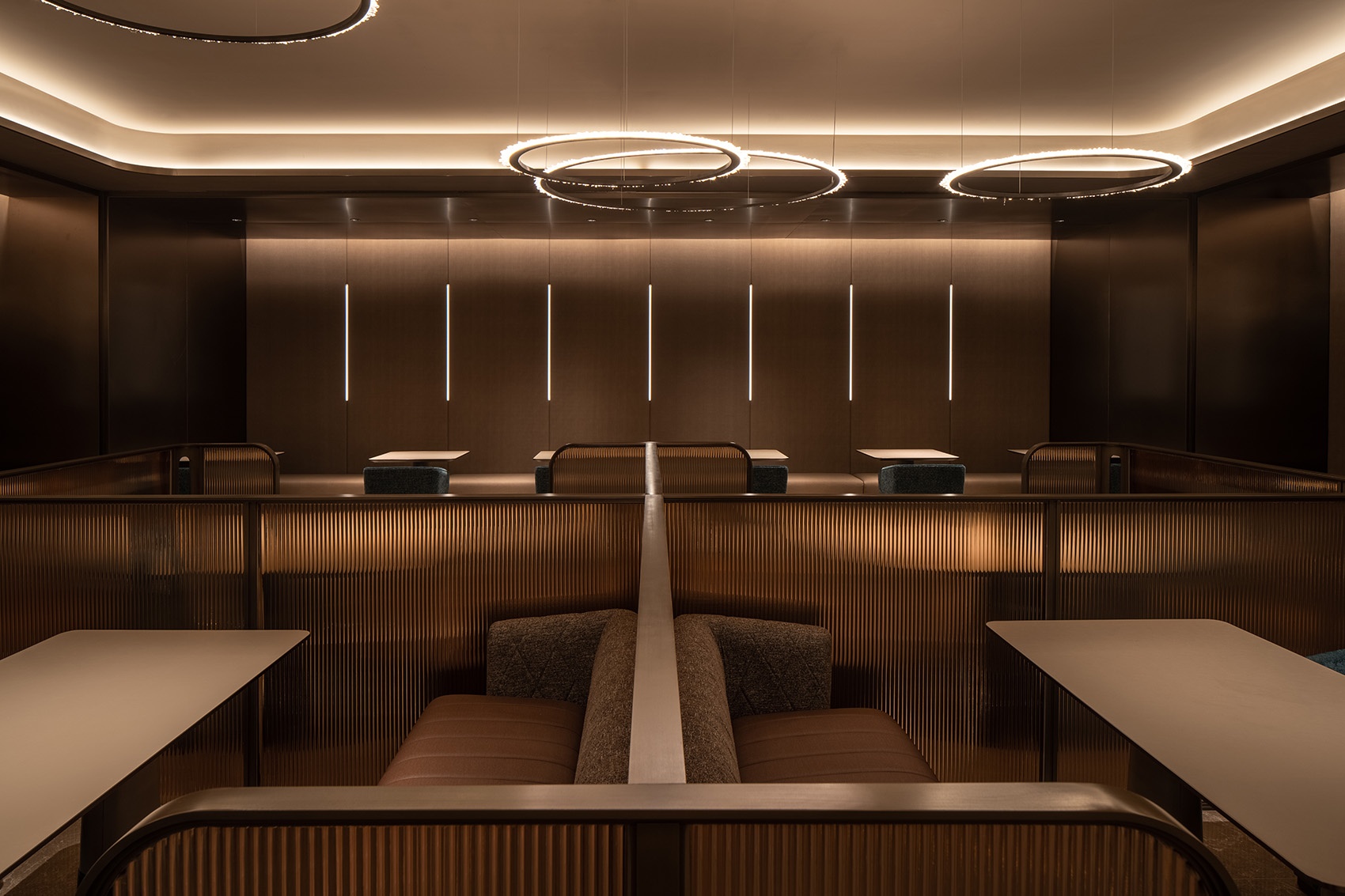 桔子水晶酒店丨中国上海丨朱周设计-31