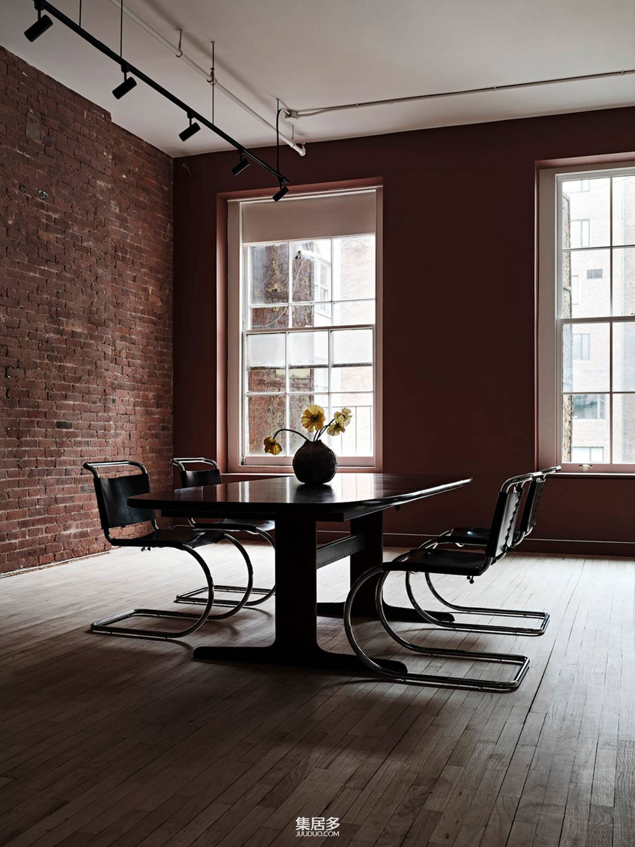 纽约曼哈顿阁楼新风尚办公空间设计丨美国曼哈顿丨美国 Bespoke Only 设计工作室-12