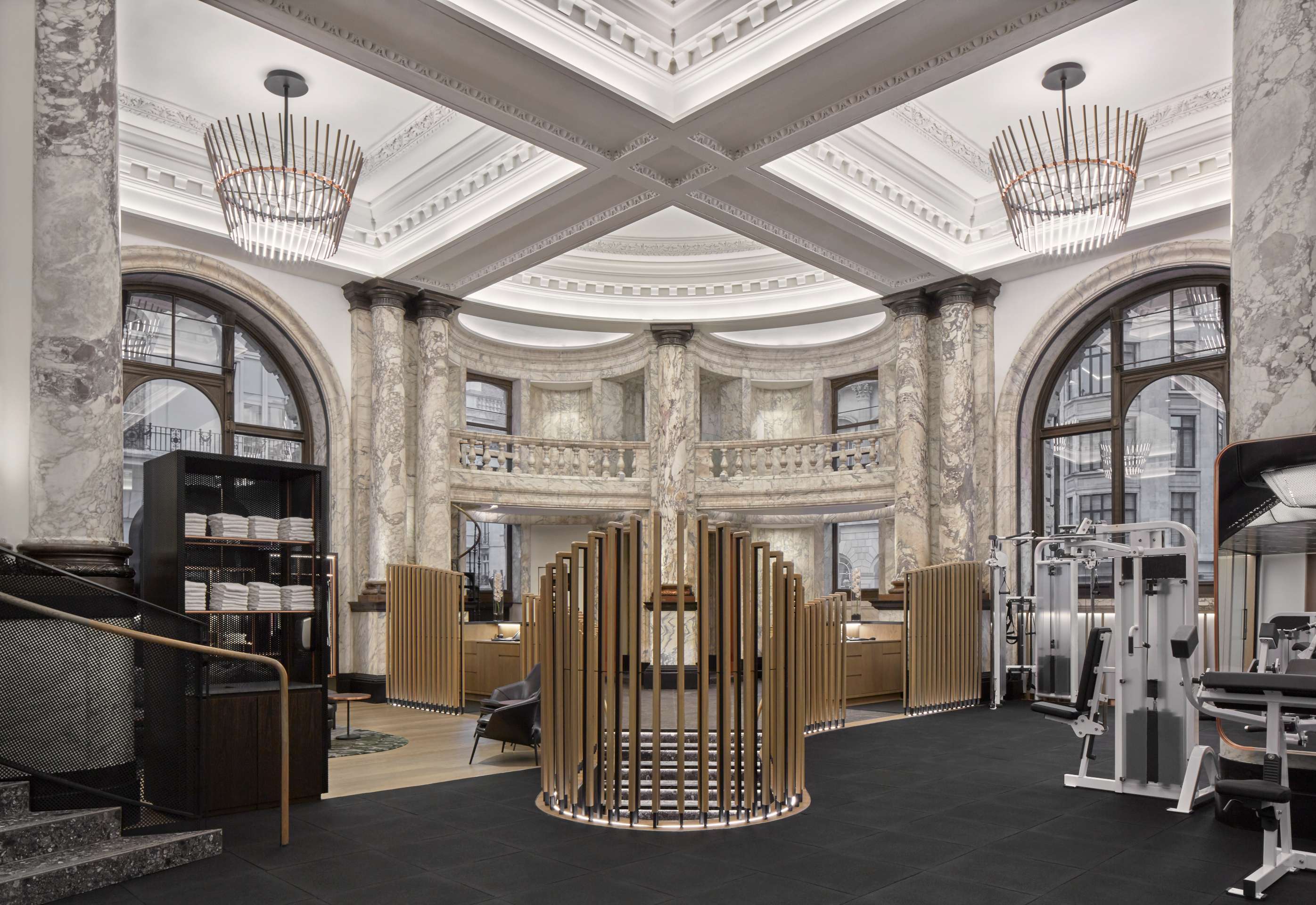 伦敦 Equinox St  James Joyce Wang-3