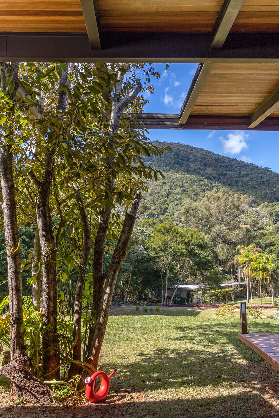 Videiras山谷中的住宅，巴西 / Rodrigo Simão Arquitetura-93