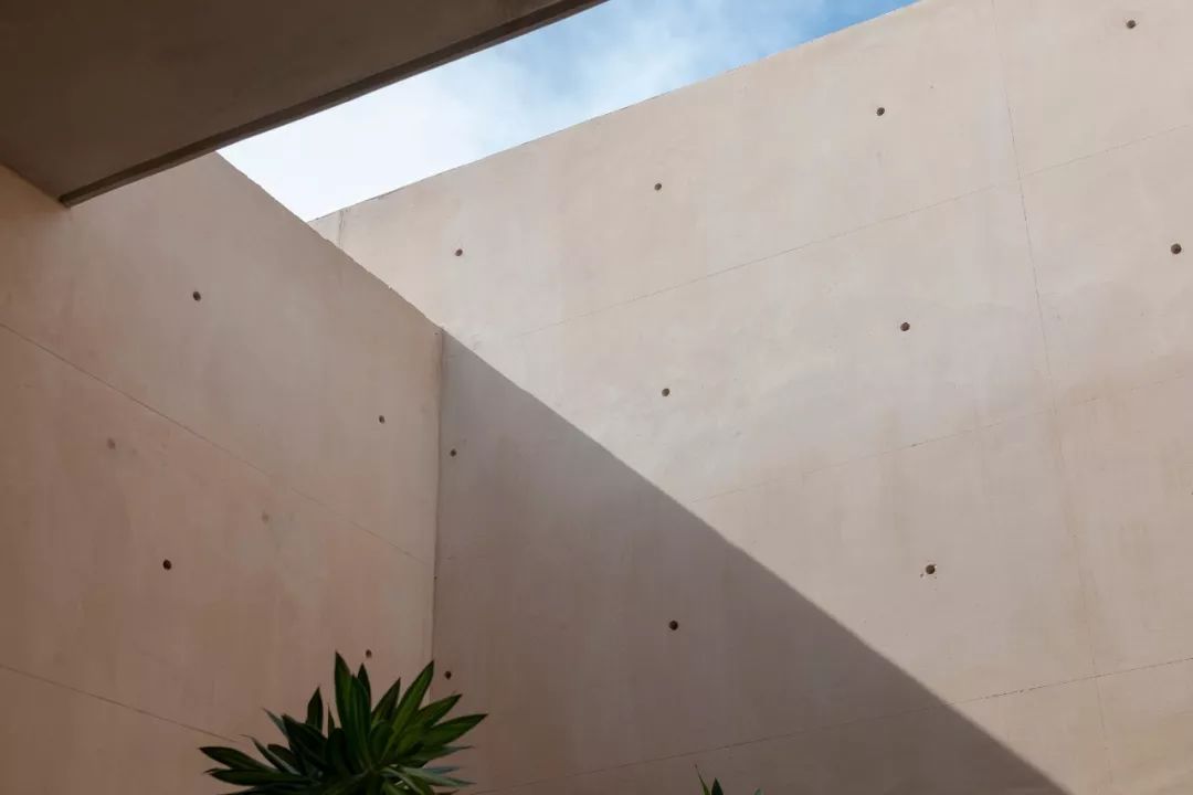 墨西哥里昂花园住宅 | 室内外和谐共生-44