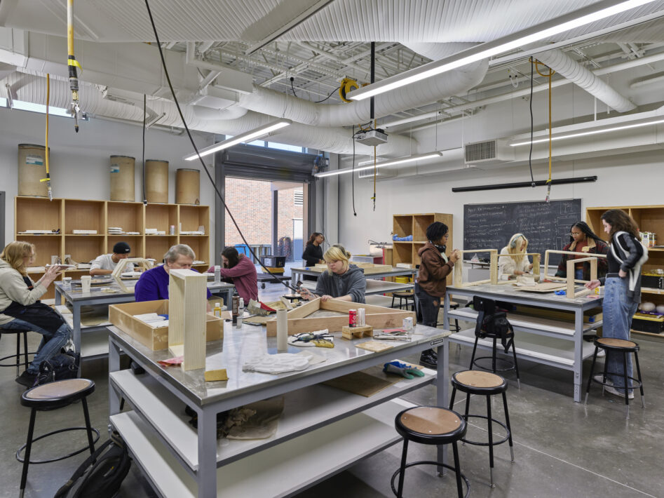 University of Central Arkansas: Windgate Center for Fine & Performing Arts - Perkins Eastman-5