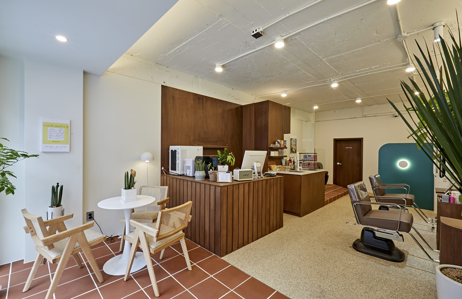 简约风 12 平米美容室设计，打造温馨舒适空间-6