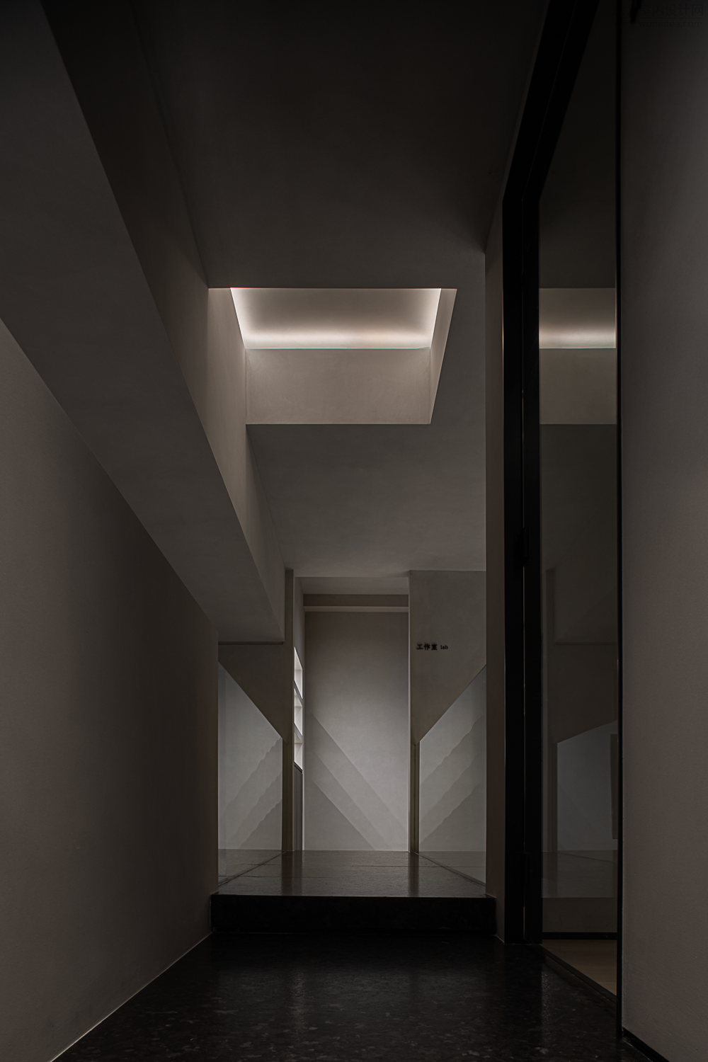 台州 165㎡奢侈品店丨中国台州丨观诺设计-47