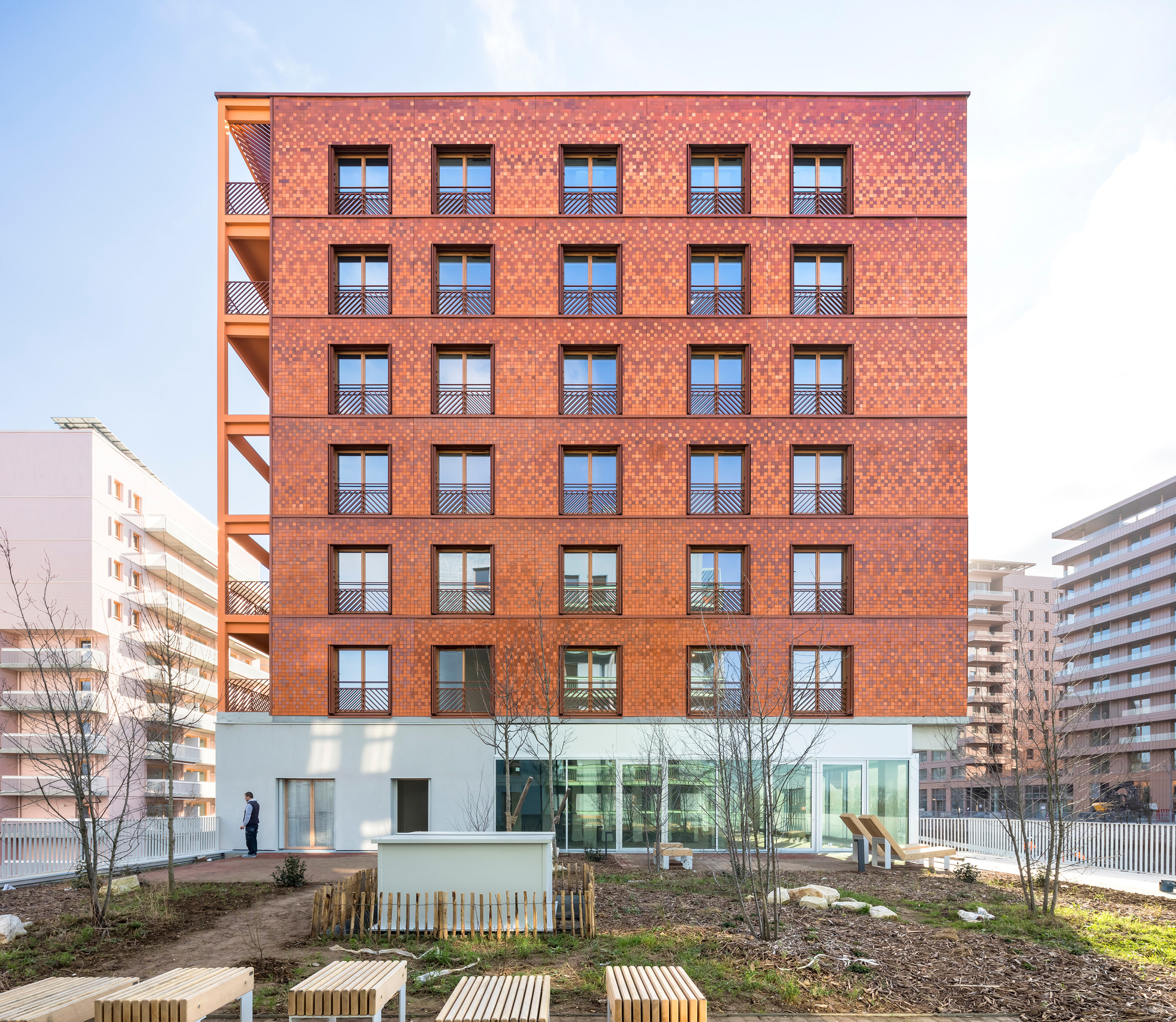 The Athletes' Village - Îlot Quinconces Plot 5 Sector D1 / Brenac & Gonzalez & Associés-15