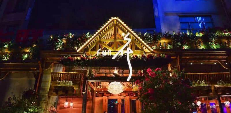 南宁繁花酒吧-5