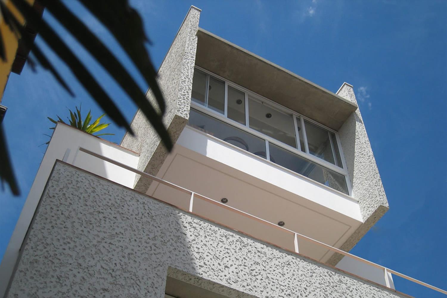 巴西圣保罗的现代化绿色住宅设计-3