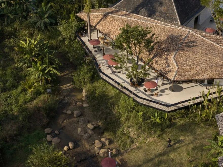 离荒岛COFFEE · 雨林宿集店丨中国西双版纳丨杭州观堂室内设计有限公司-5