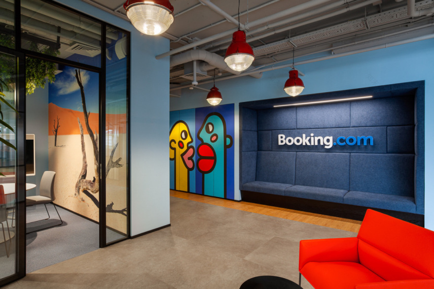 Booking·com 俄罗斯新办公室 · 都市街头艺术气息-9