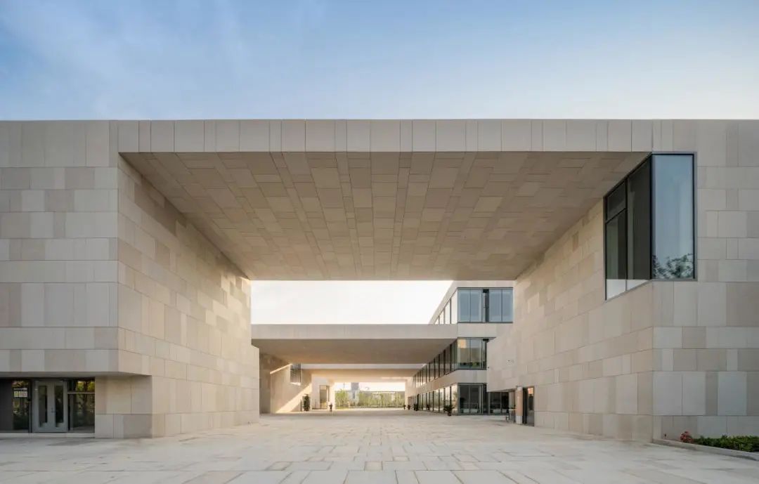 海门市文化中心·图书馆丨中国南通丨东南大学建筑设计研究院有限公司-11