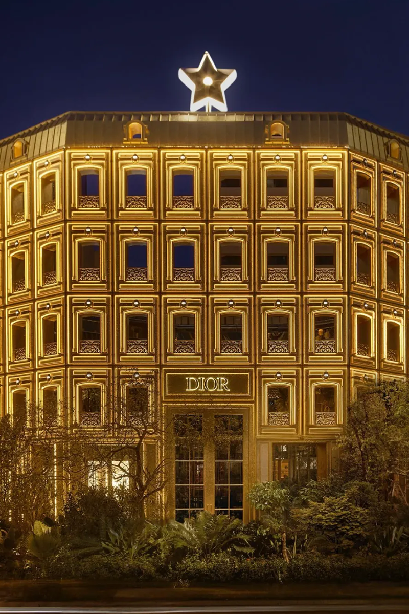 Dior 快闪店「黄金屋」丨泰国曼谷丨Dior 视觉营销创意总监 Luca Albero-23