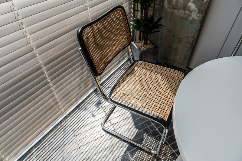 十平米纯白概念咖啡厅，极简风格的魅力-8