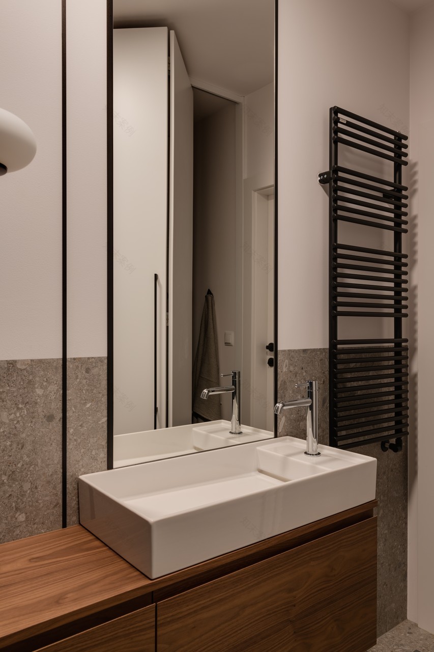 50平米带石榴红调的公寓设计丨Grupa NONO-44