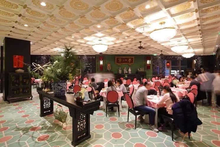 新国潮餐饮设计风靡上海,传统元素演绎现代美学-84