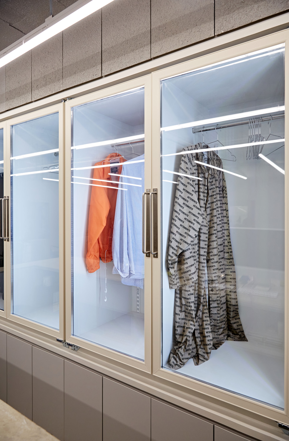 格雷登男性美容沙龙 | 现代复古的优雅空间-17