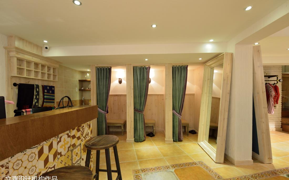 文青室内设计机构丨服装店丨春恋·岚乔 女装店-16