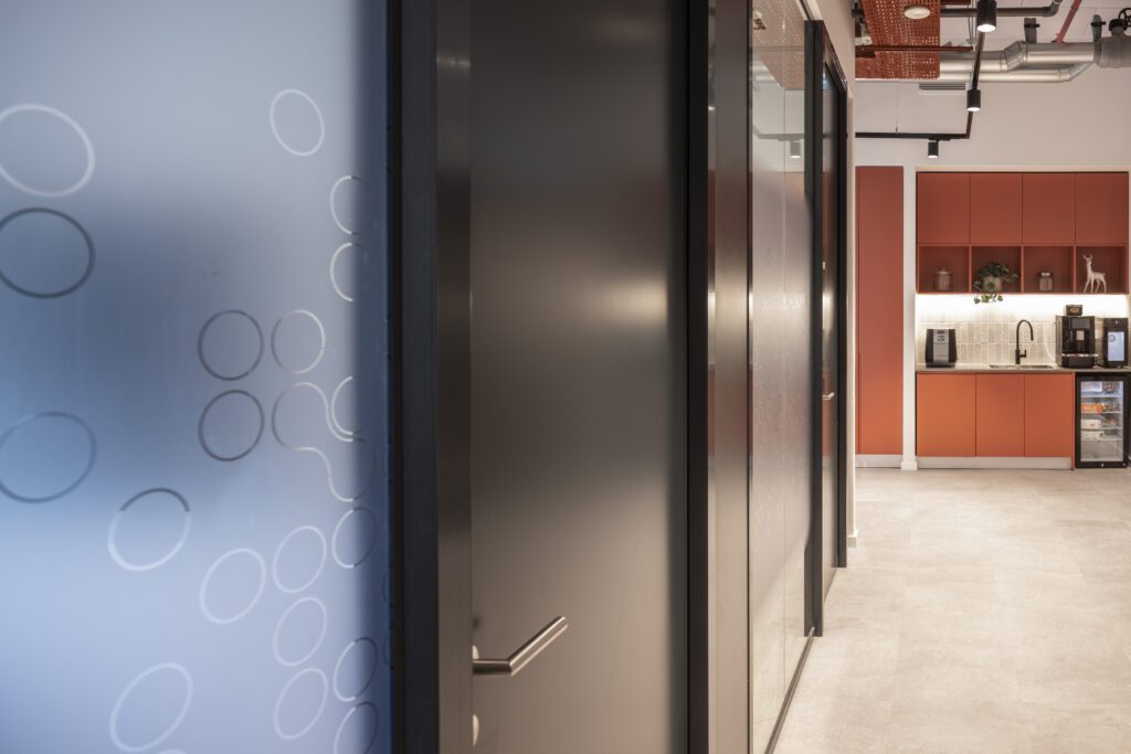 Commit - Basic Collection-10