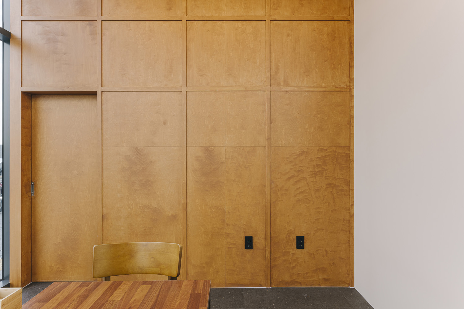 15 坪极简风国面馆设计 展现空间魅力-9