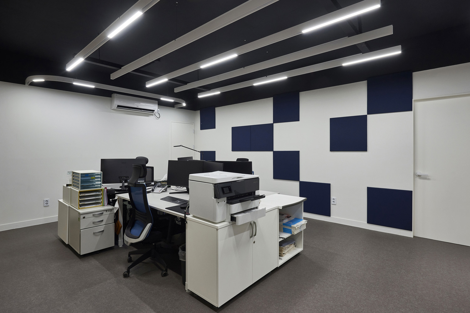 照明设计打造温馨办公室——韩国迪奥照明公司案例-9