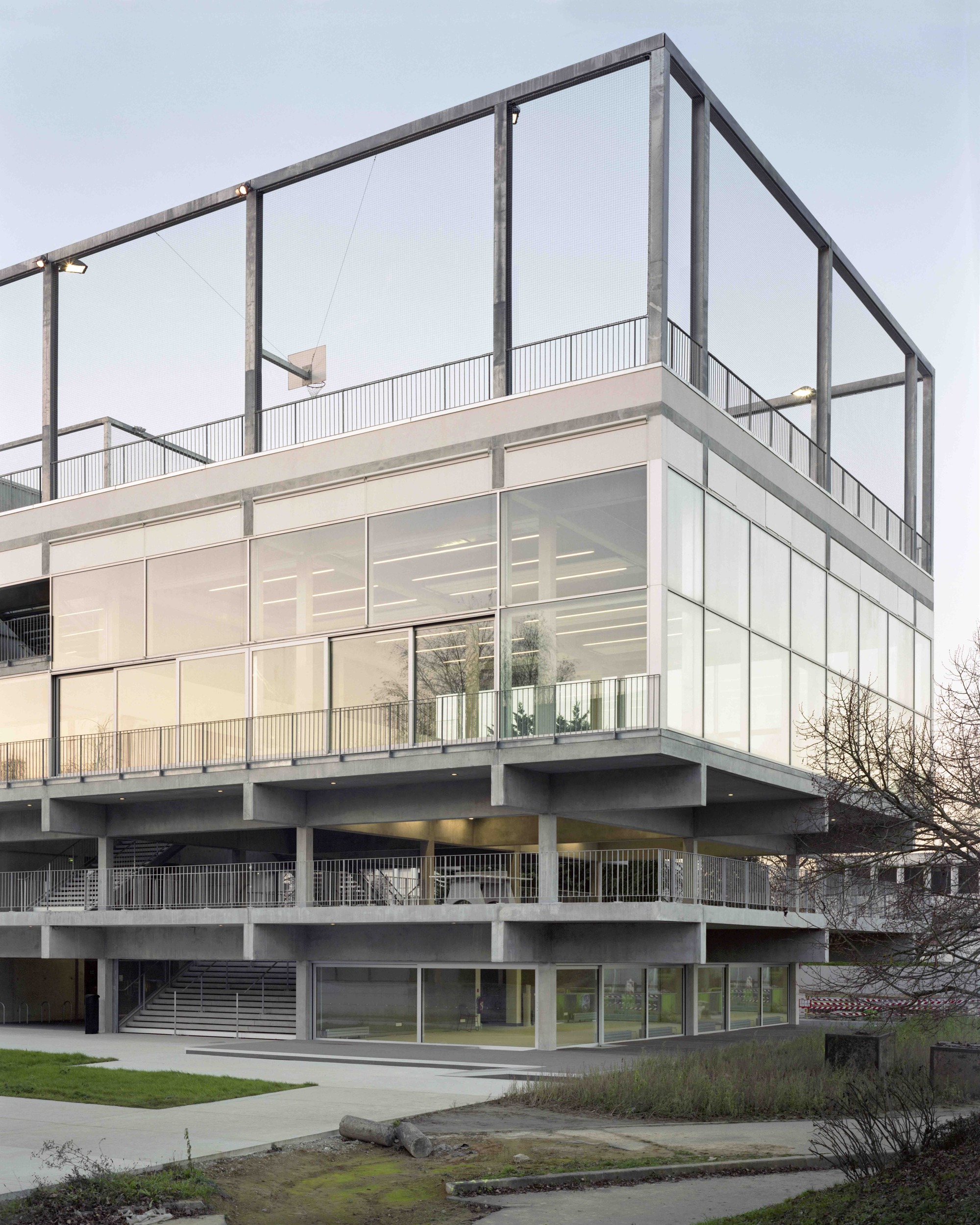 公共冷却器 | 巴黎萨克莱新校区的共享空间-28