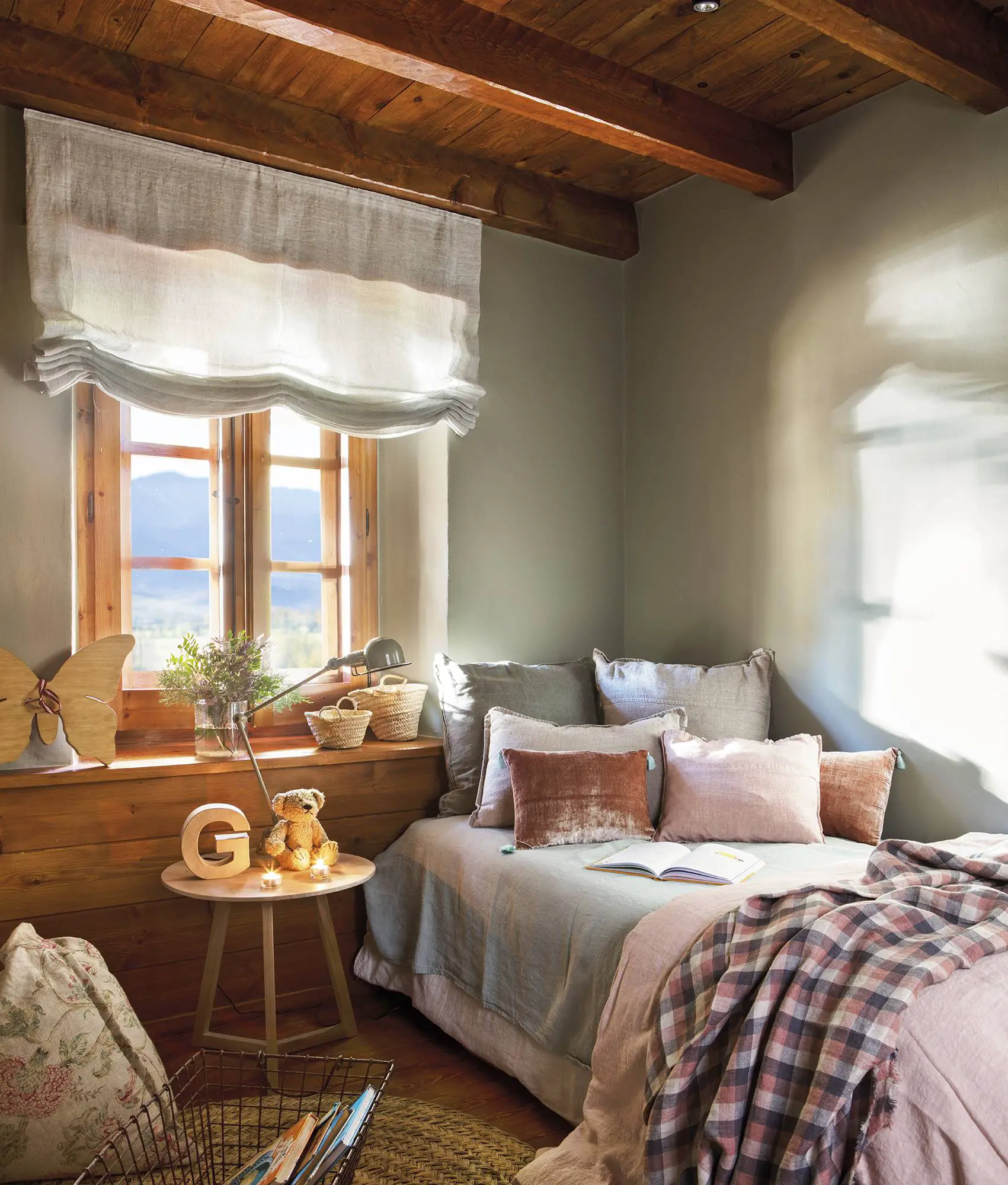 绿色自然的乡村小木屋设计-7